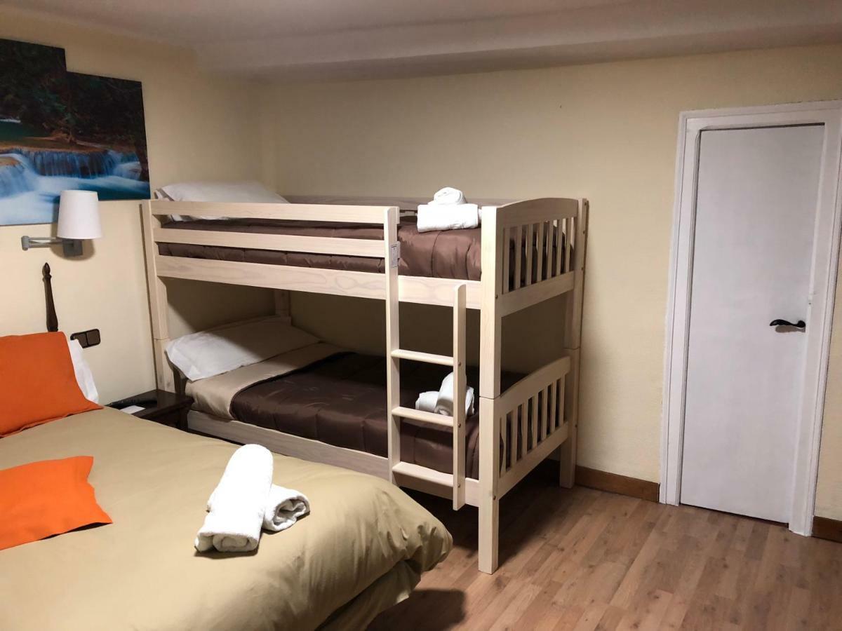 Hostal Di Verena 普奇塞达 外观 照片
