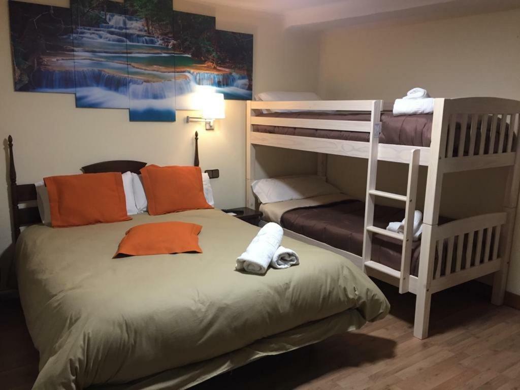 Hostal Di Verena 普奇塞达 外观 照片